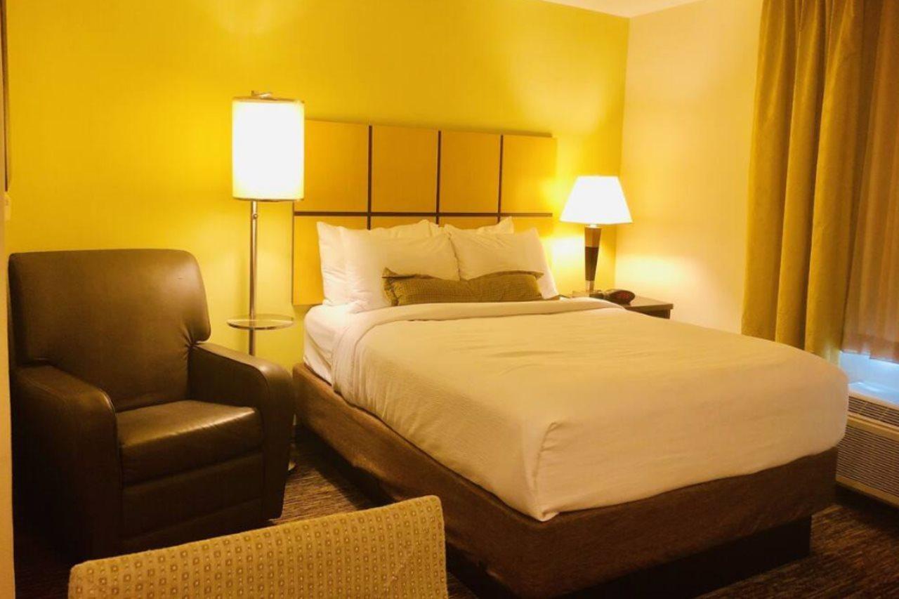 Candlewood Suites - Lake Charles South By Ihg Екстериор снимка