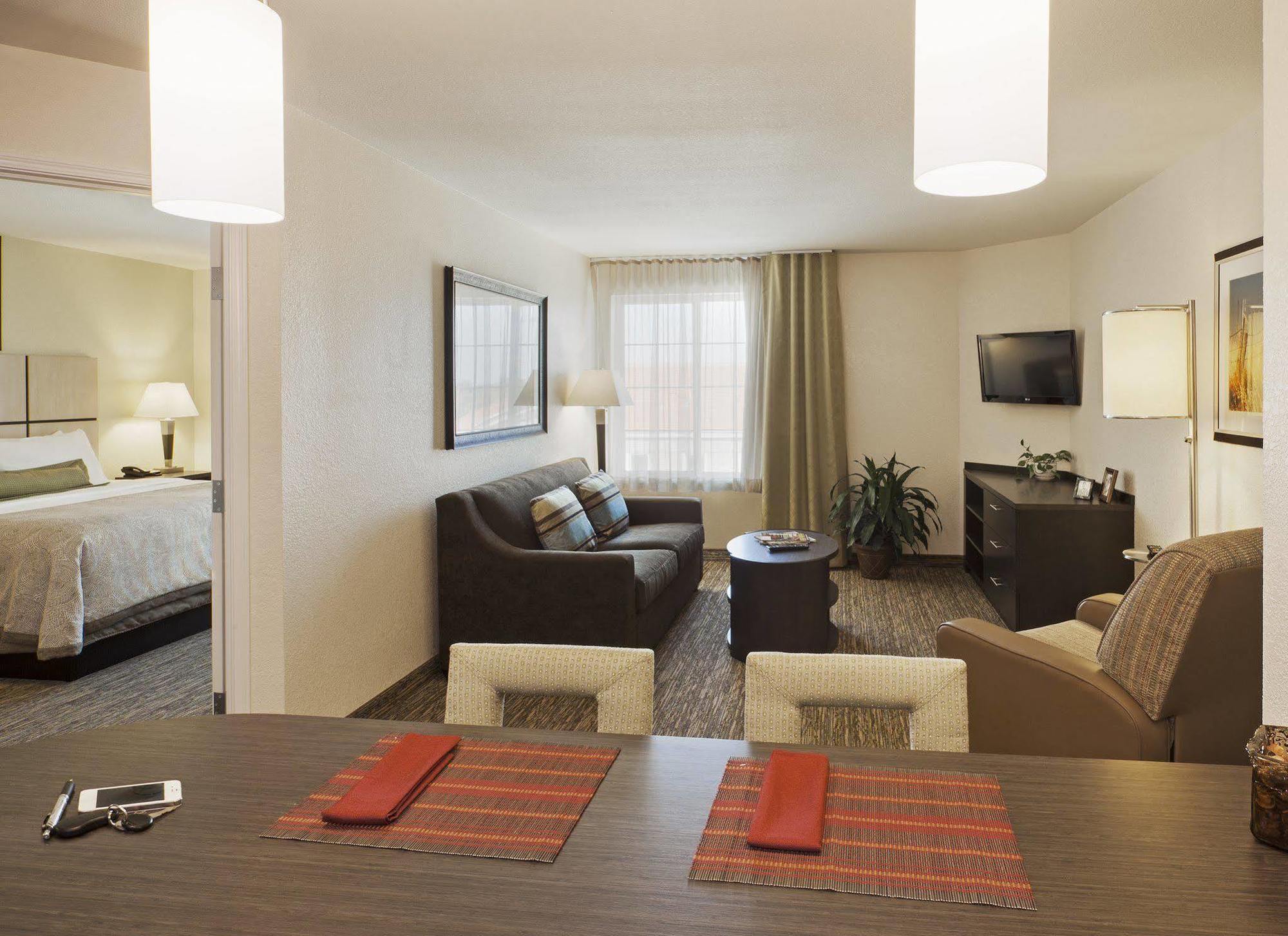 Candlewood Suites - Lake Charles South By Ihg Екстериор снимка